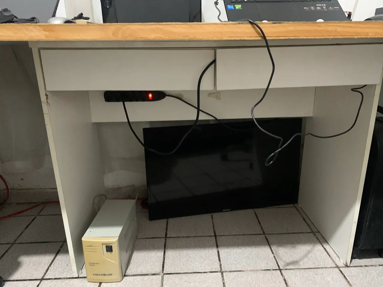 Mesa de estudo64739361254145121