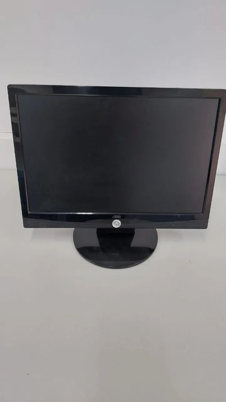 Monitor AOC 717Fwy-1