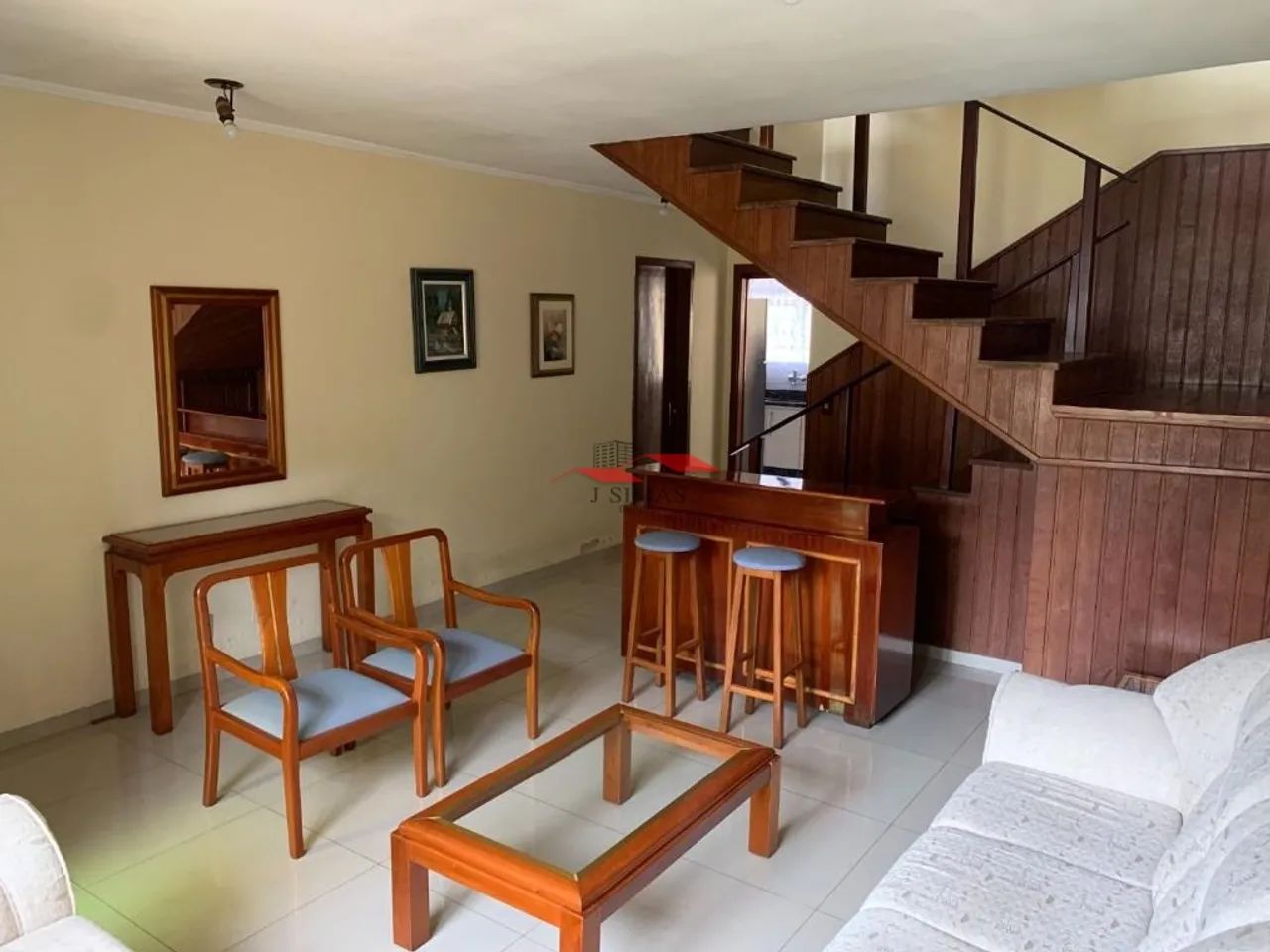 Casa (Padrão), com 3 quartos e 3 banheiros à Venda, 193 m² em Porto Alegre/RS