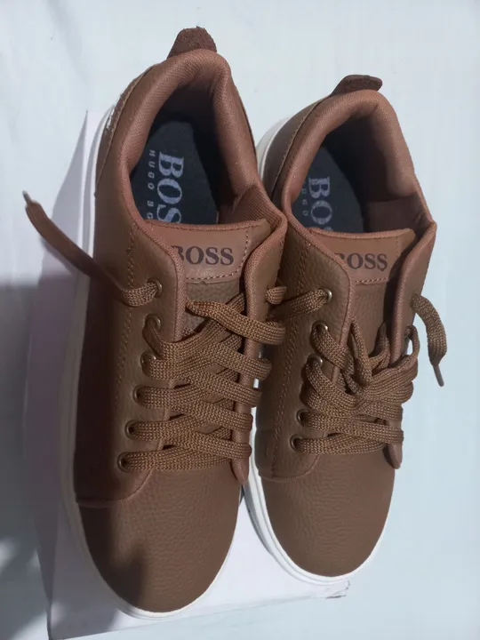 Tênis Casual Marrom Boss