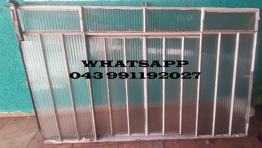 Vendo Vitrô de correr com Vidros 1,20m x 2,0m usado