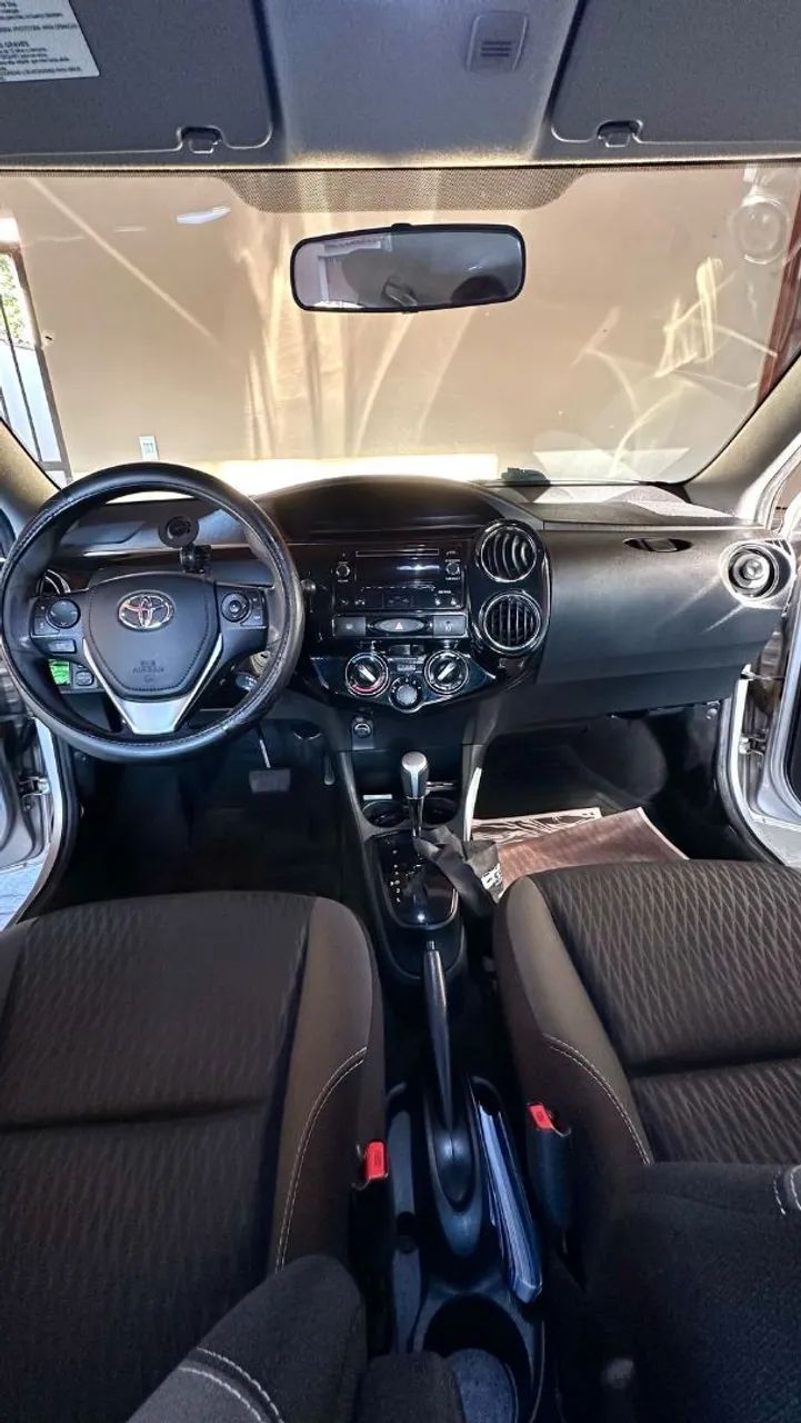 Toyota Etios 1.5 xs 16v Flex 5p Automático  - Foto 3