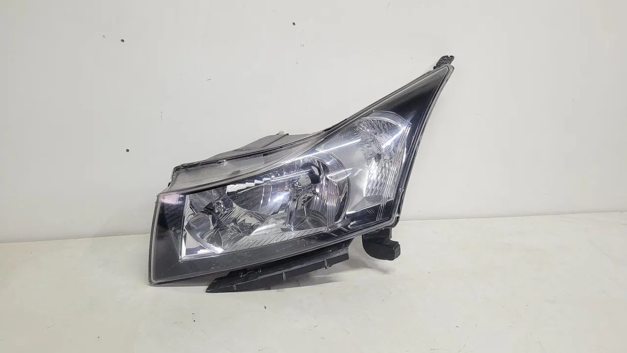Farol cruze 12/15