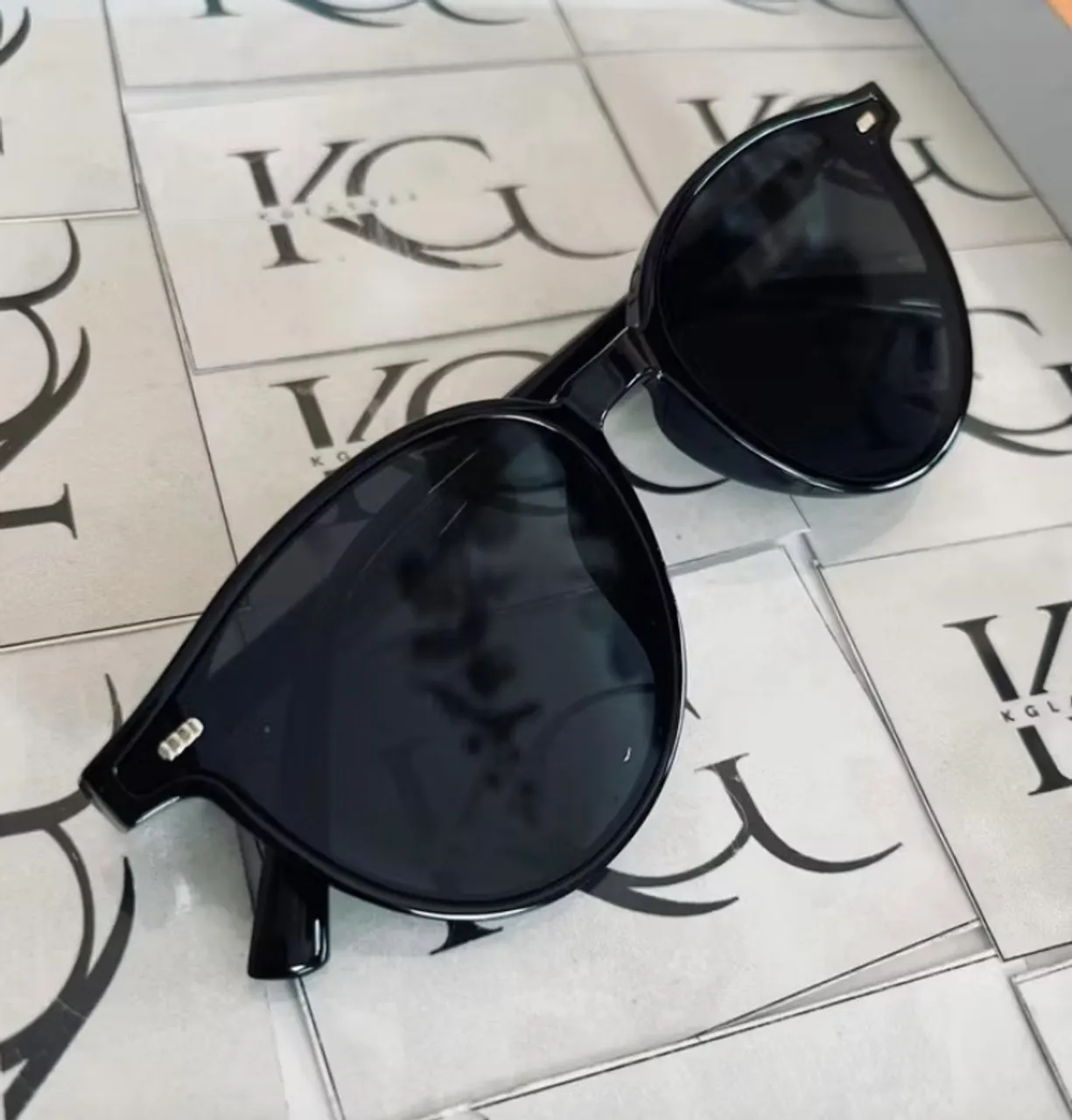Óculos de Sol Vintage Retrô Fiorinni Barcelona -  Preto  Proteção: UV400. 