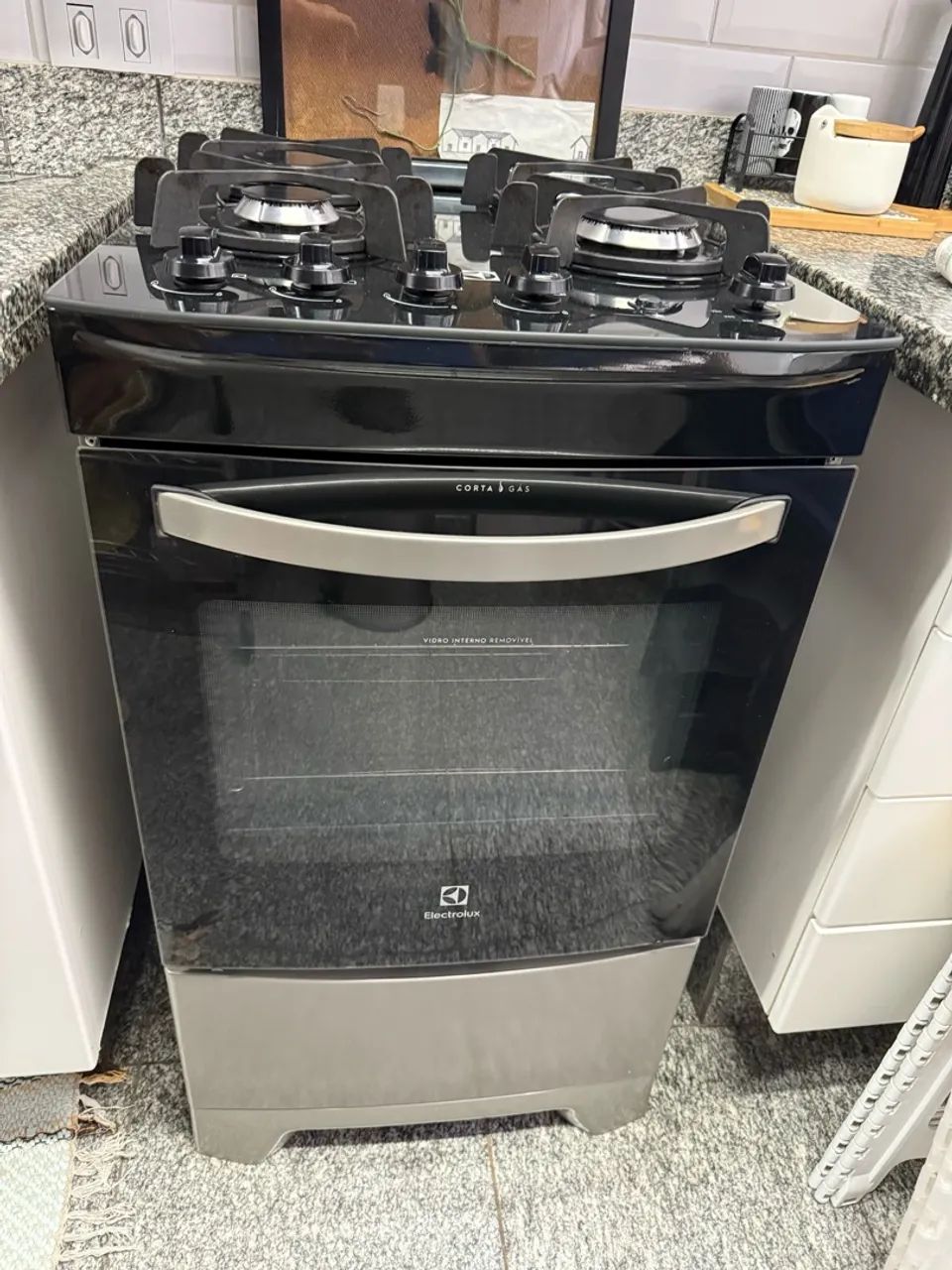 Fogão 4 Bocas Electrolux Prata com Mesa de Vidro e Porta Full Glass (52LSV)