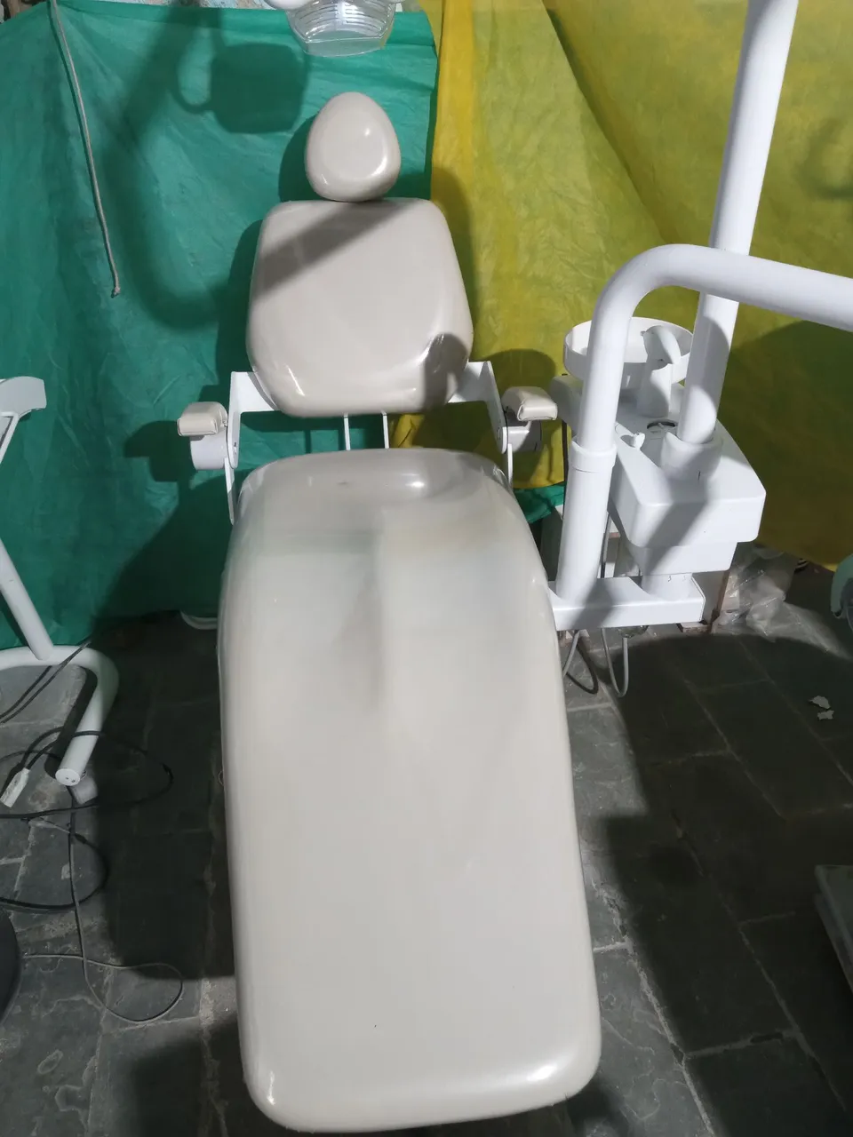 EQUIPAMENTO ODONTOLÓGICO KAVO