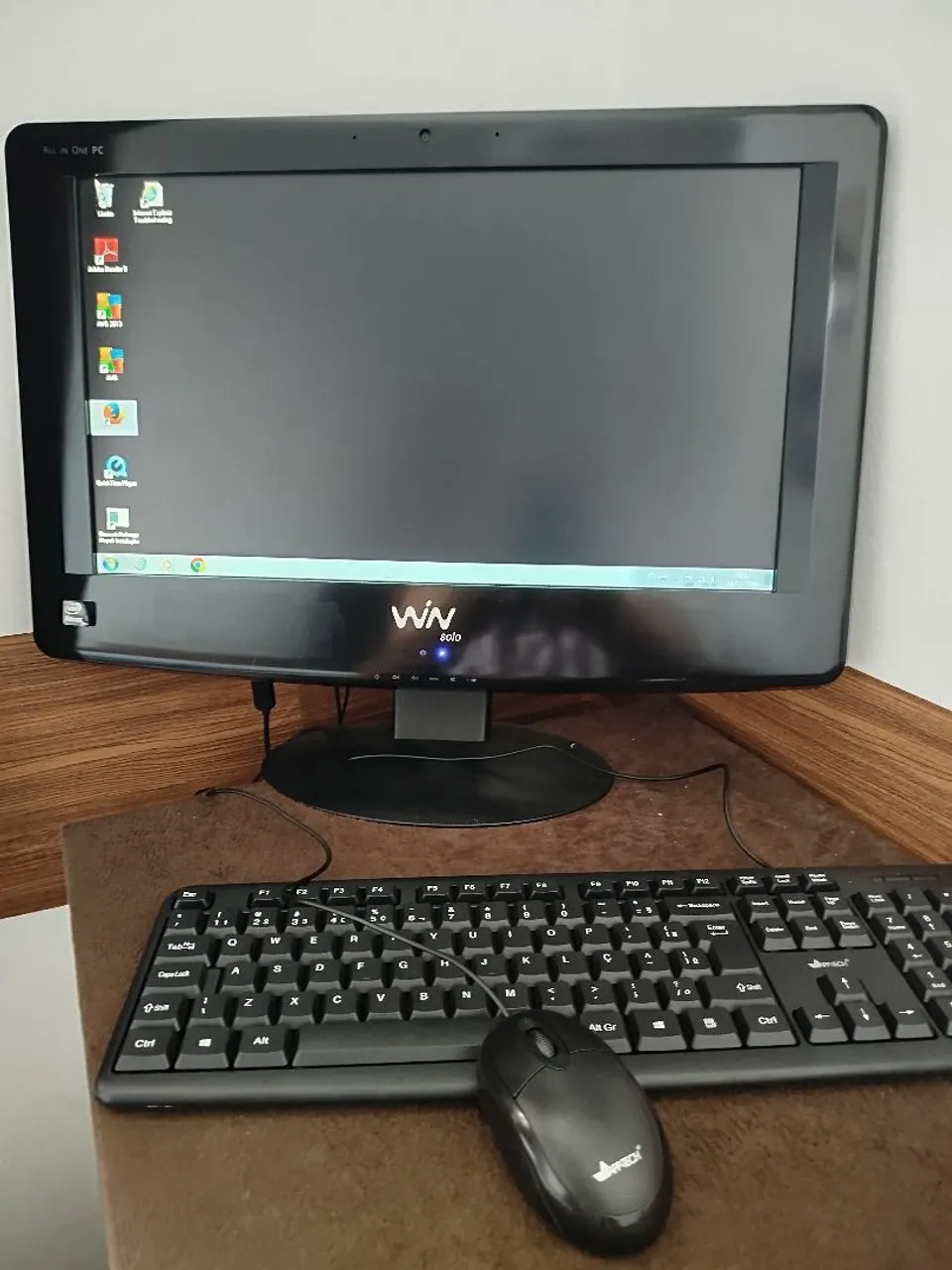 Computador All in One Win 8010