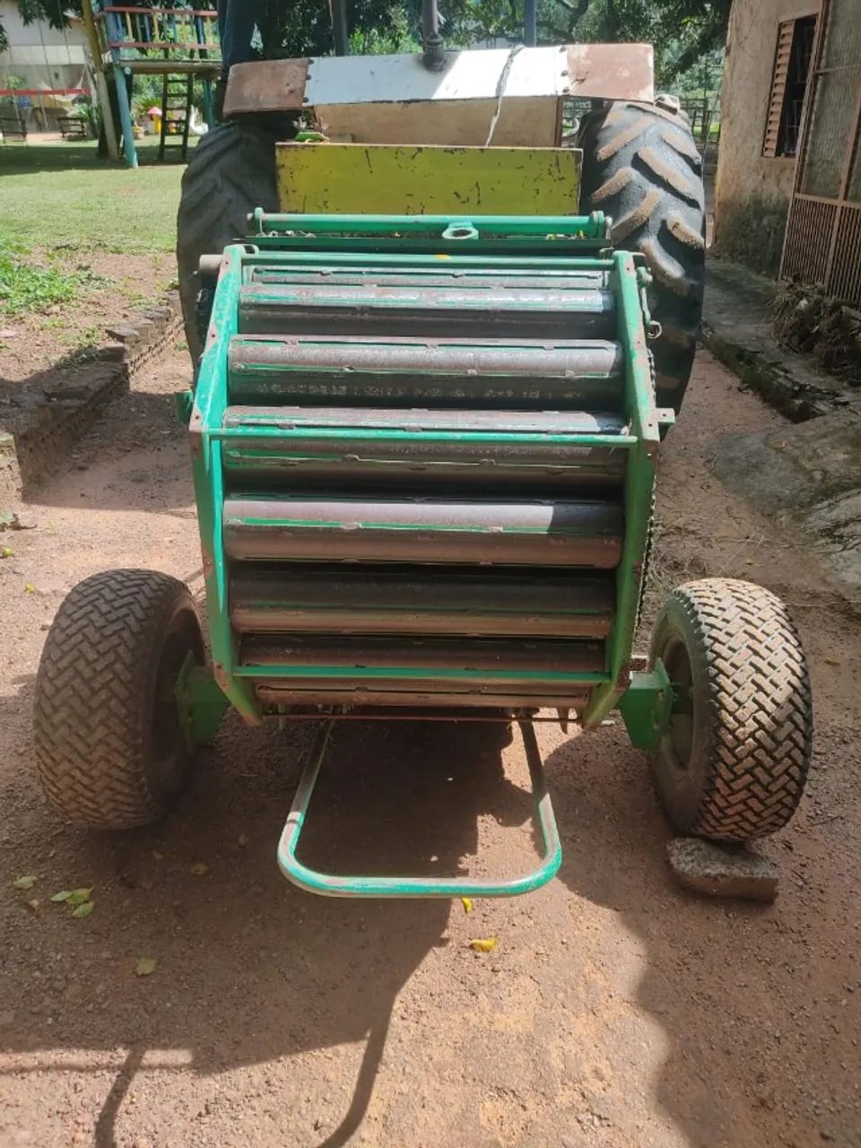 Vende-se enfardadeira de feno Agro Forn AF60  - Foto 3