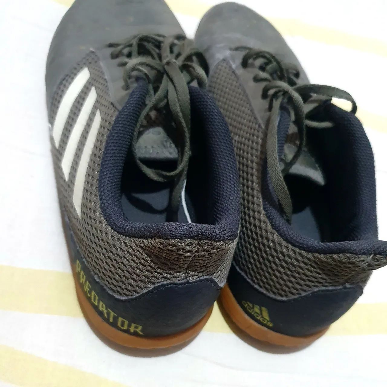Chuteira adidas e sapatenis 43