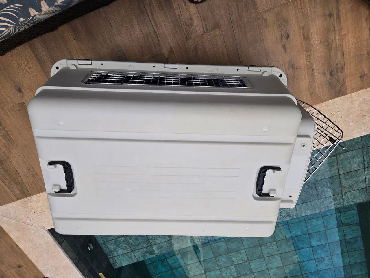 Vendo caixa transporte para cães e gatos  - Foto 2