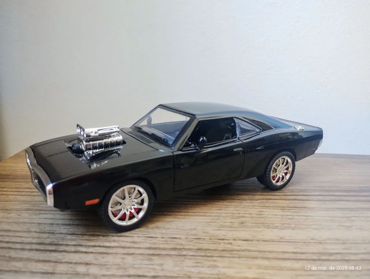 Challenger 1970 Velozes & Furiosos 7 - Carro de ferro Escala 1:24 - Foto 3