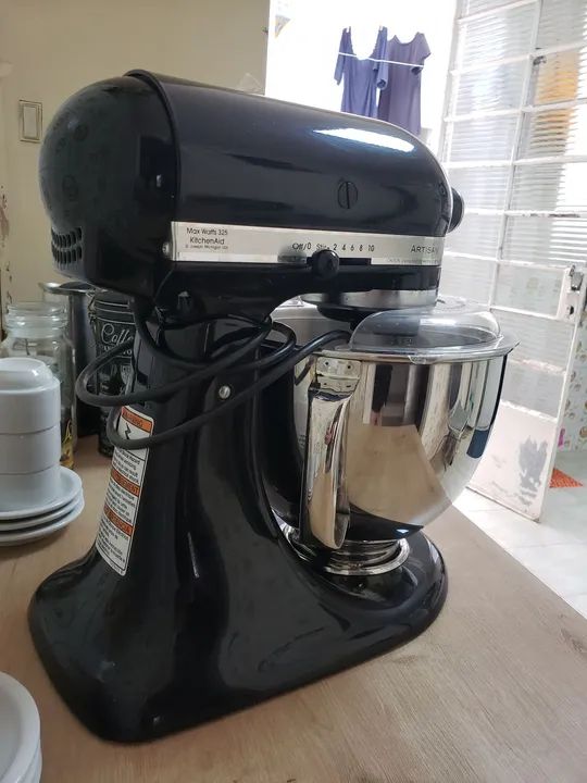 Batedeira KitchenAid Artisan 5 Qt Preto
