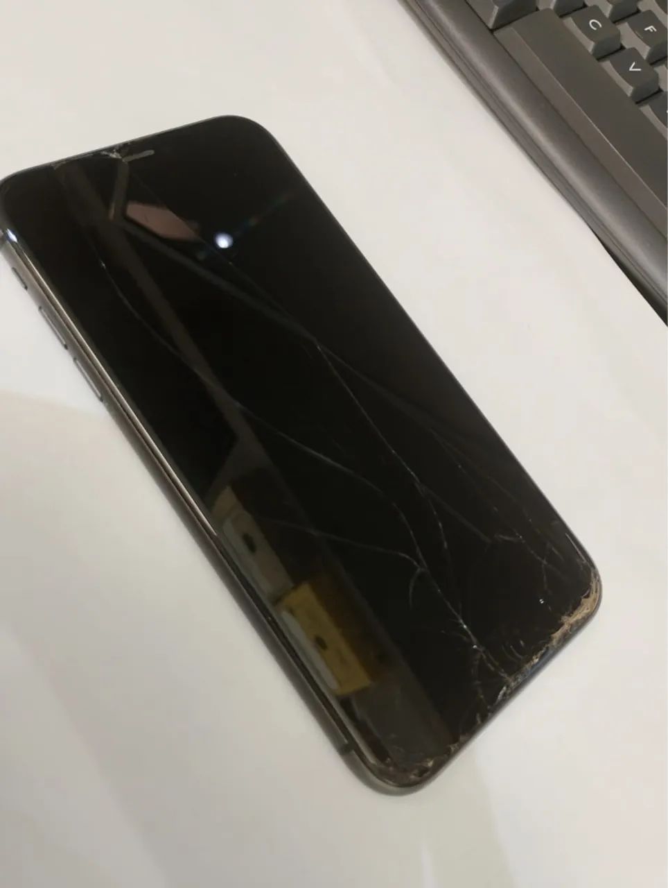 iPhone 11 tela trincada  - Foto 3