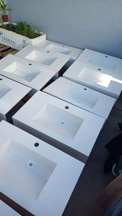 Pias em porcelanato