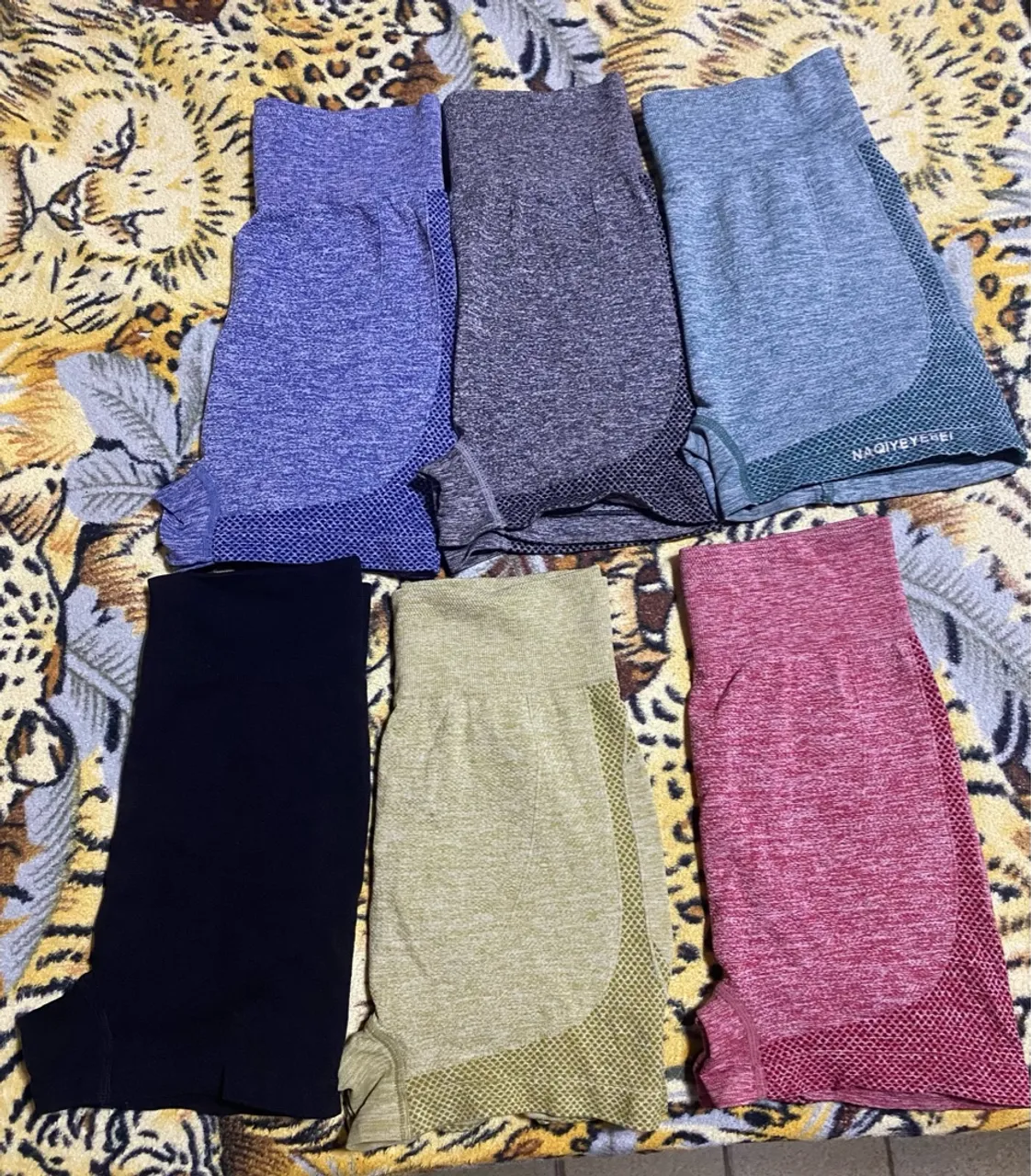 Shorts empina bumbum para academia
