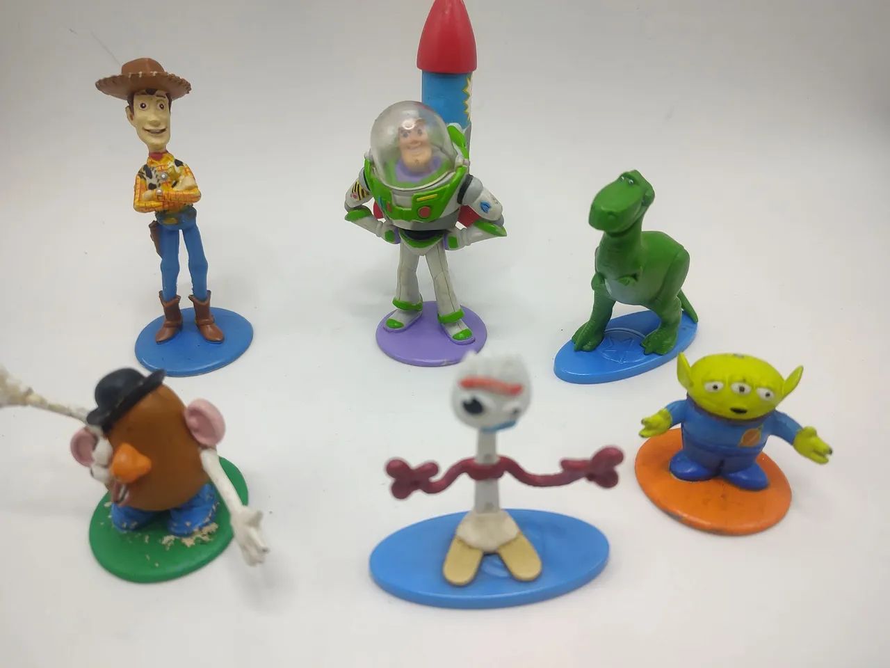 Bonecos miniaturas  Toy Story (usado) - Foto 3