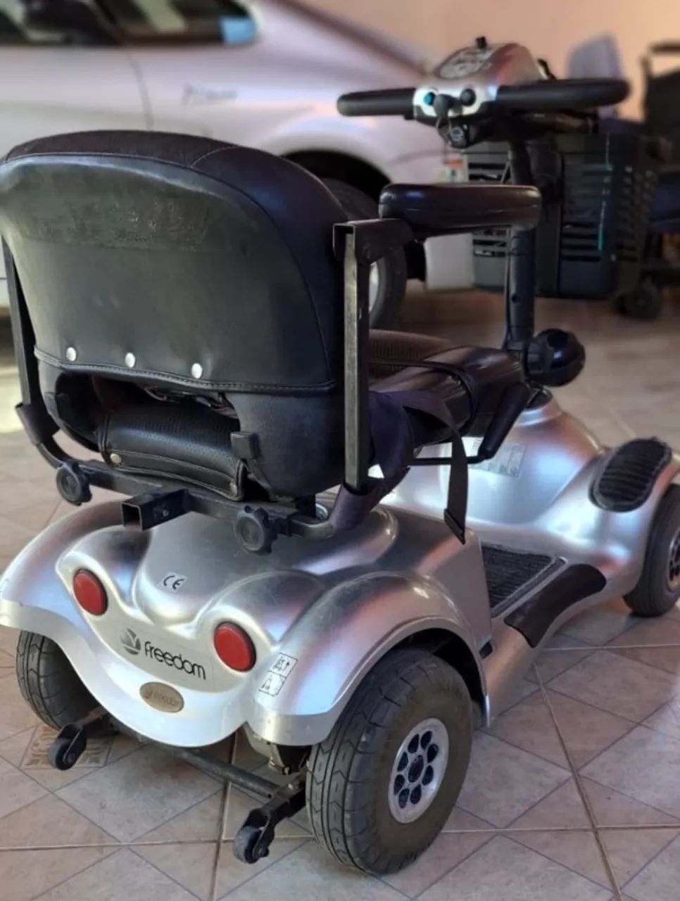 Scooter Elétrica Cadeira Motorizada Freedom Mirage Rx - Foto 4