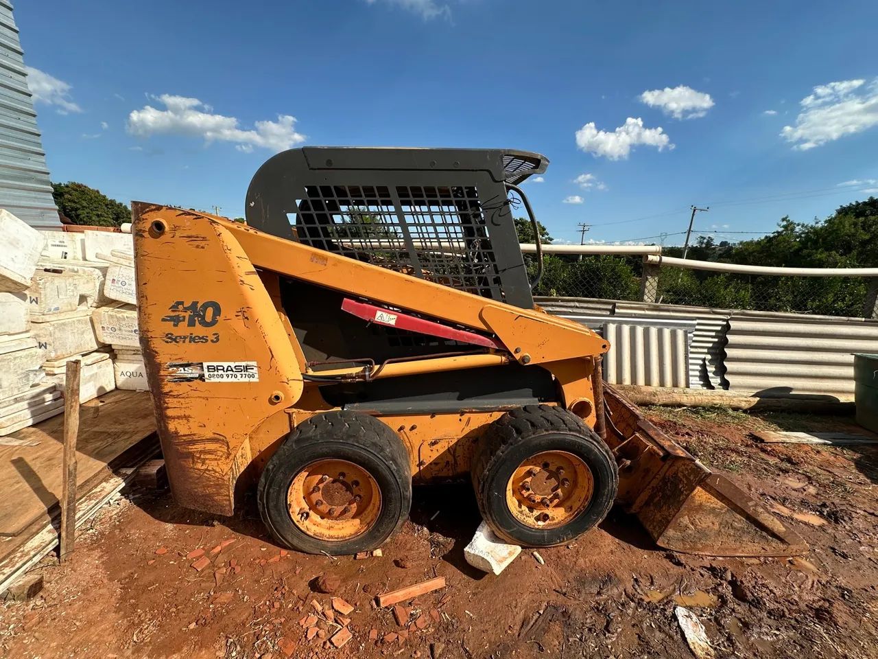 Bobcat 410 Série 3 Usado