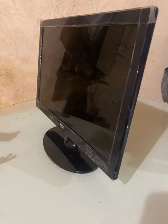 Monitor LED 15.6 polegadas - Foto 2