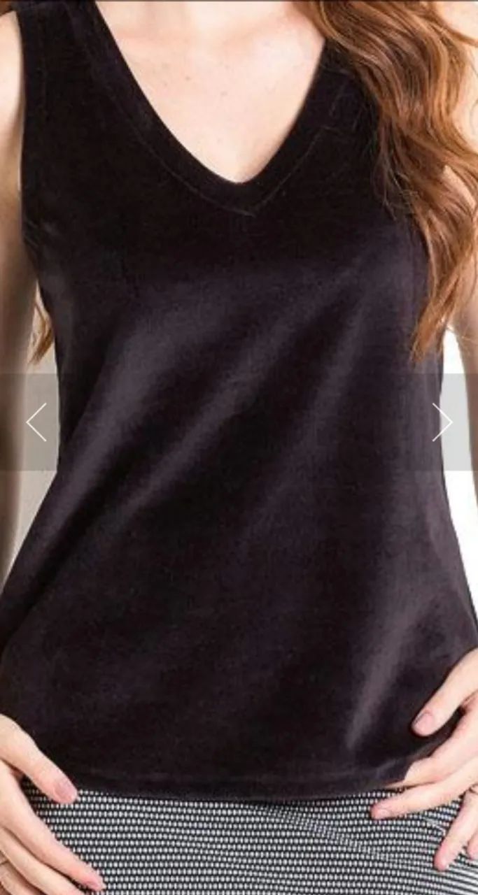 Blusa em plush preta - Foto 2