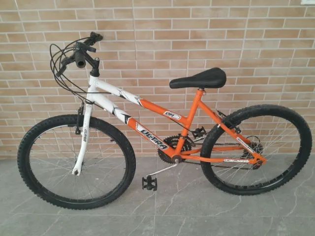 Bicicleta aro 24 - 18 marchas - Foto 4
