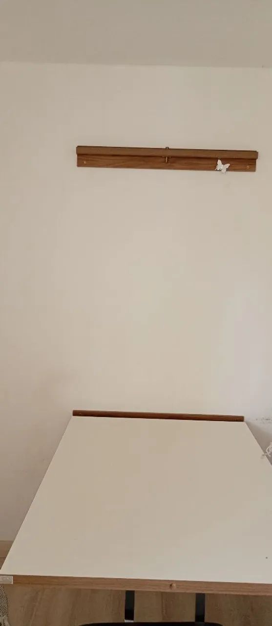 Mesa retrátil resistente 