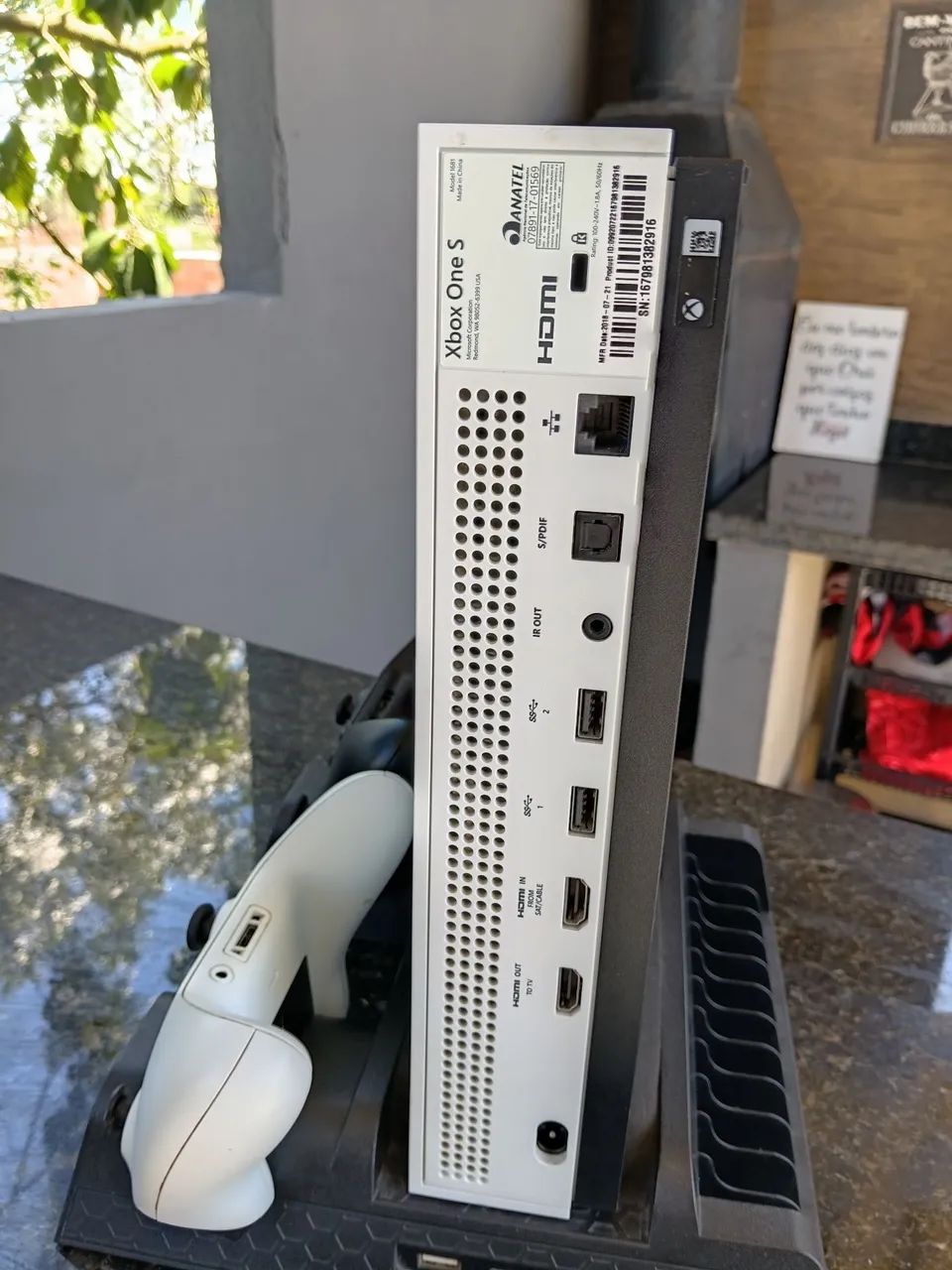 XBOX ONE S 1TB - Foto 3