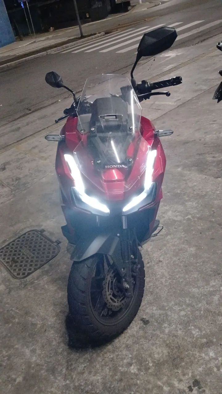 Honda adv 160
