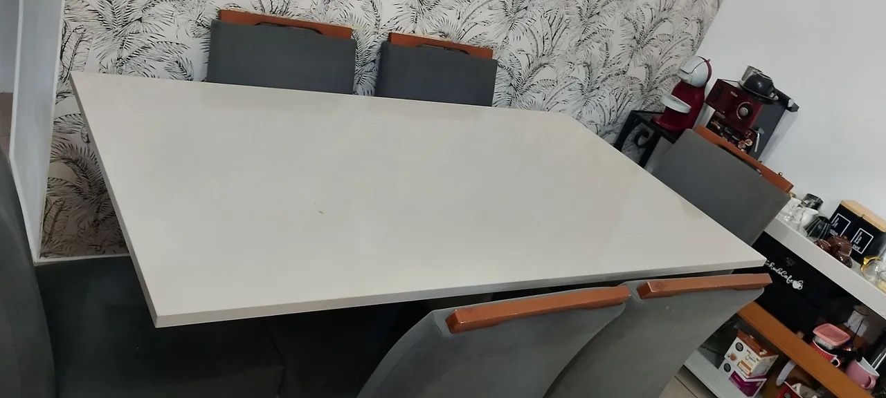 Mesa jantar 6 cadeiras estofadas 