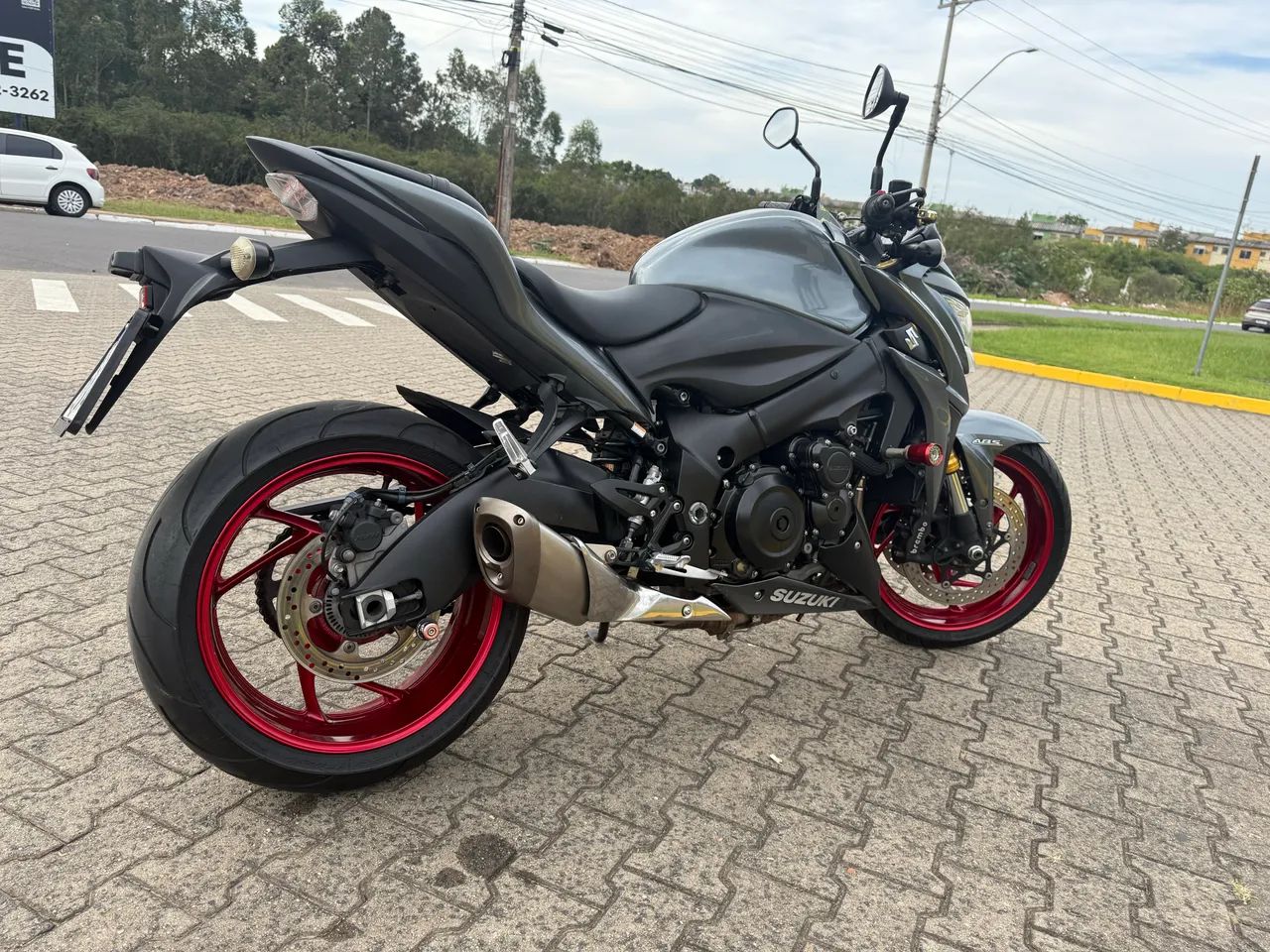 Suzuki 1000 2017 - 1486055386 | OLX