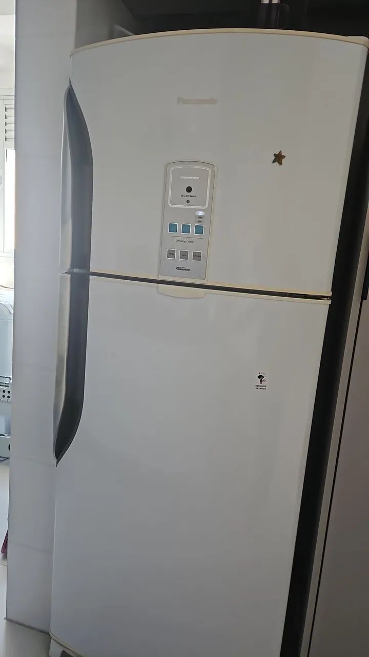 Vendo geladeira Panasonic Usada