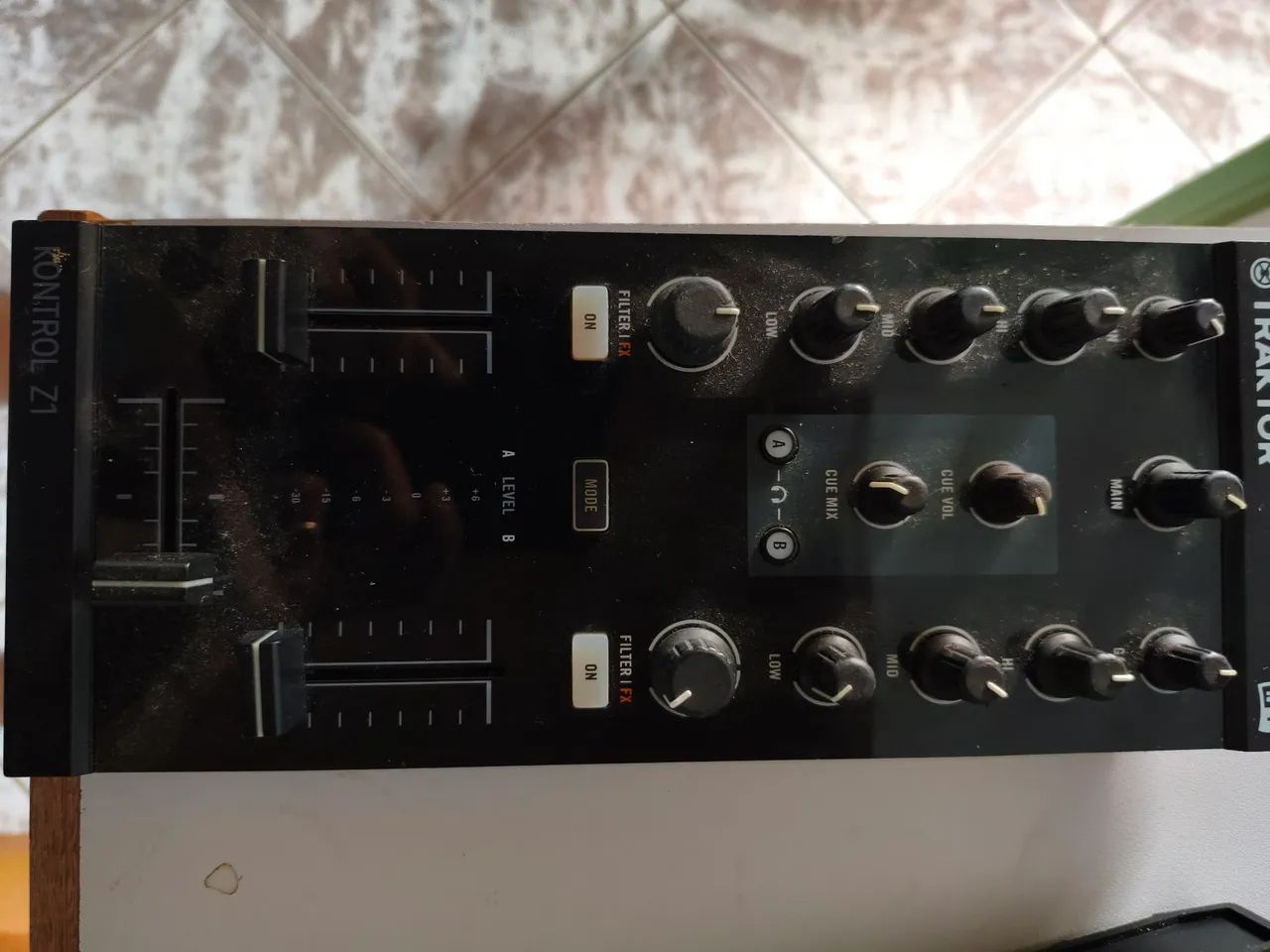 TRAKTOR KONTROL Z1 + X1 MK2  - Foto 3