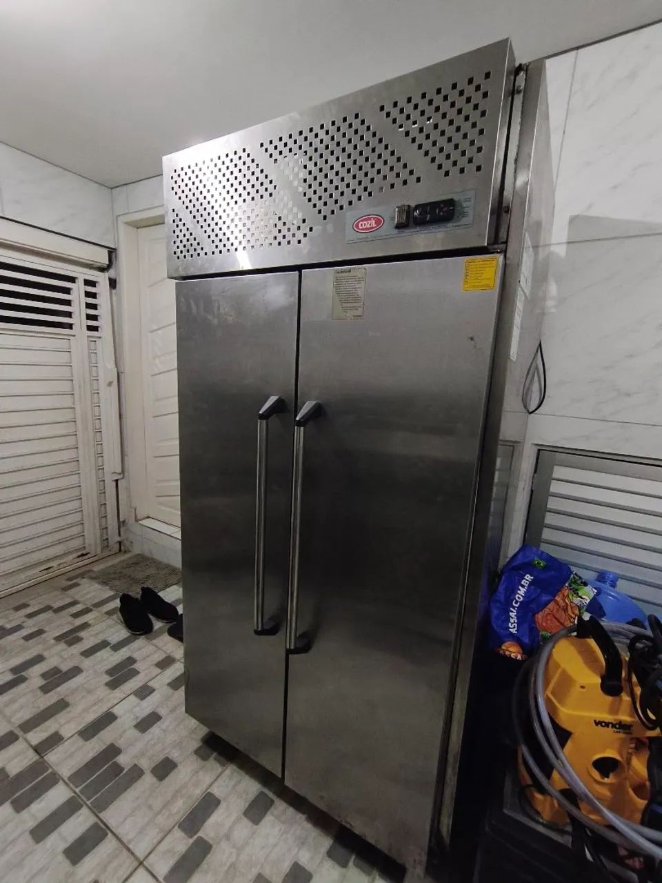 MINI CÂMARA FRIA - COZIL 