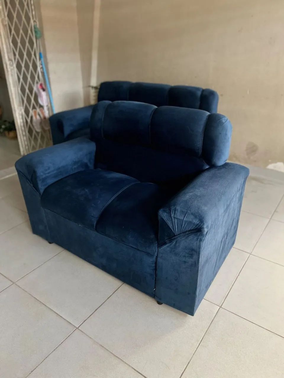 Sofá de 2 lugares. novinho. R$250 - Foto 5