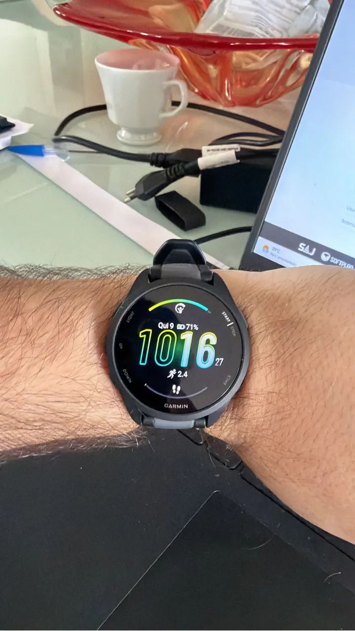 Garmin Forerunner 165 AMOLED preto