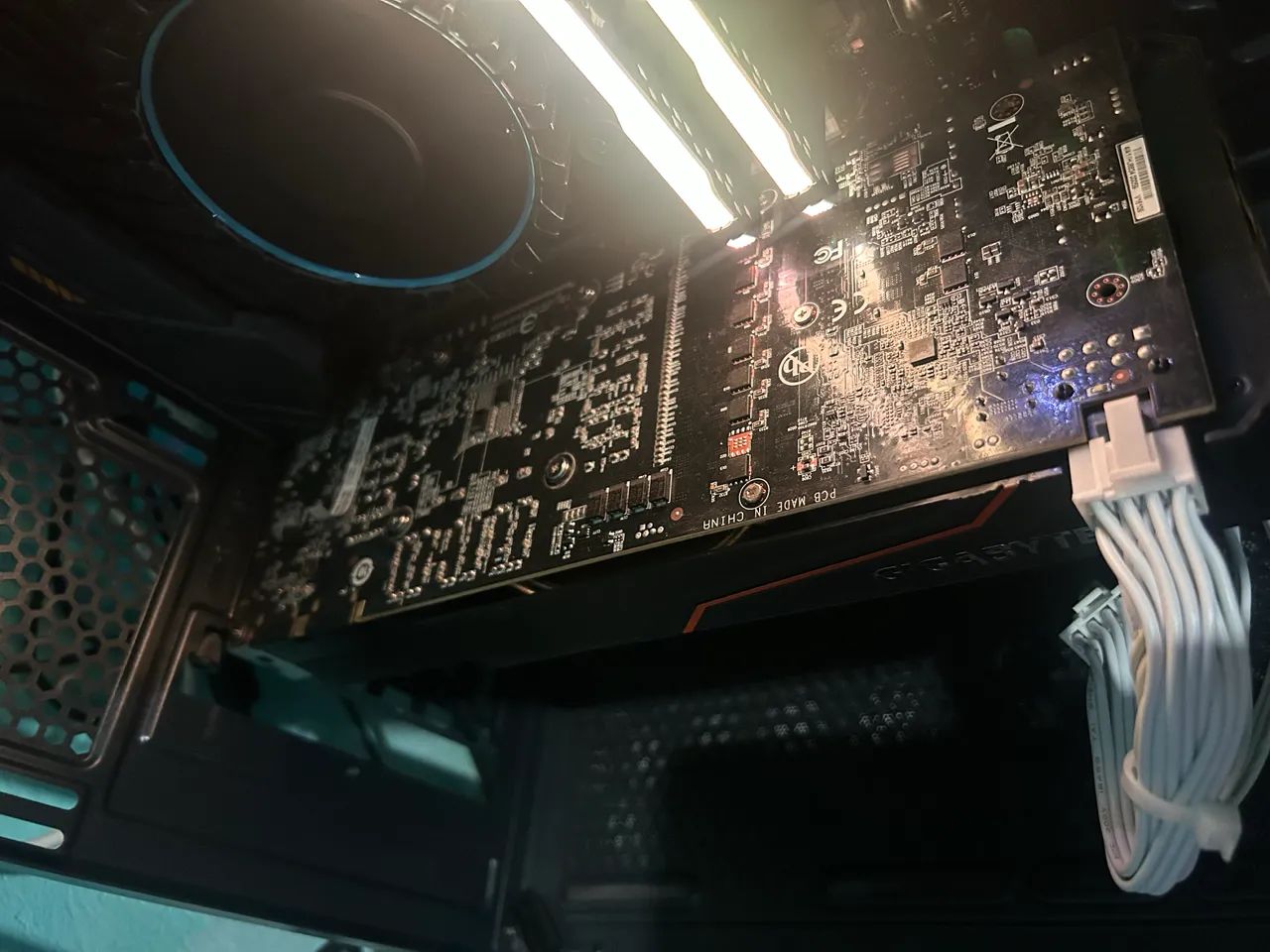 Gtx 1080 gigabyte  - Foto 2