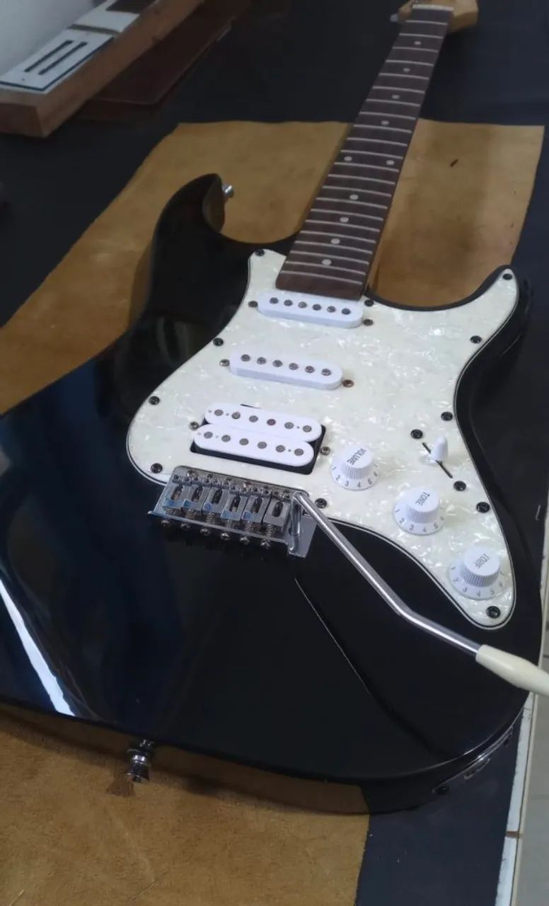 GUITARRA MEMPHIS MG37 - Foto 3