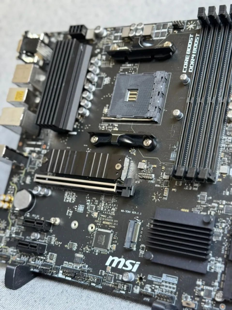 Placa Mãe MSI B550 Pro Vdh Am4 - Foto 3