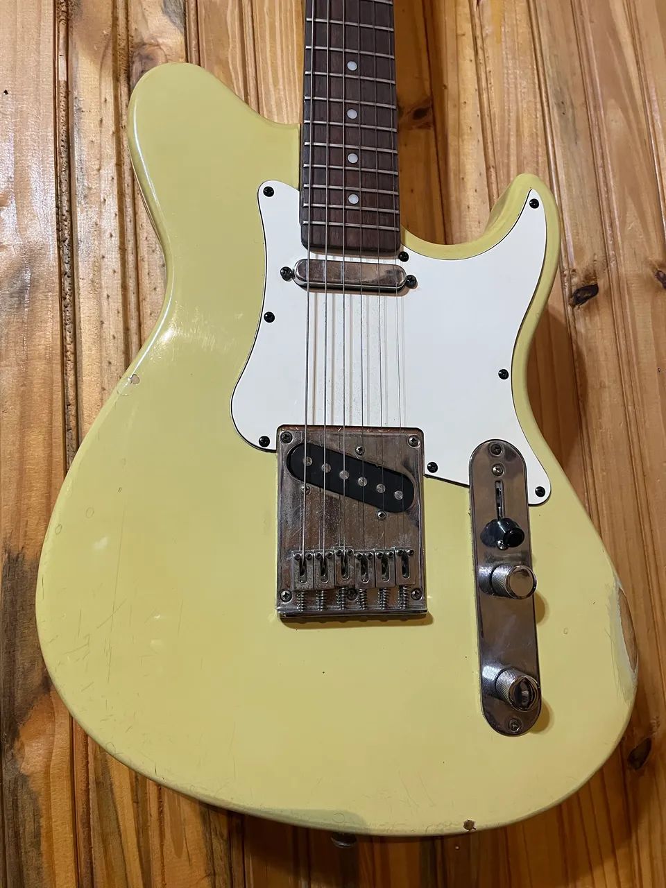 Guitarra crafter 