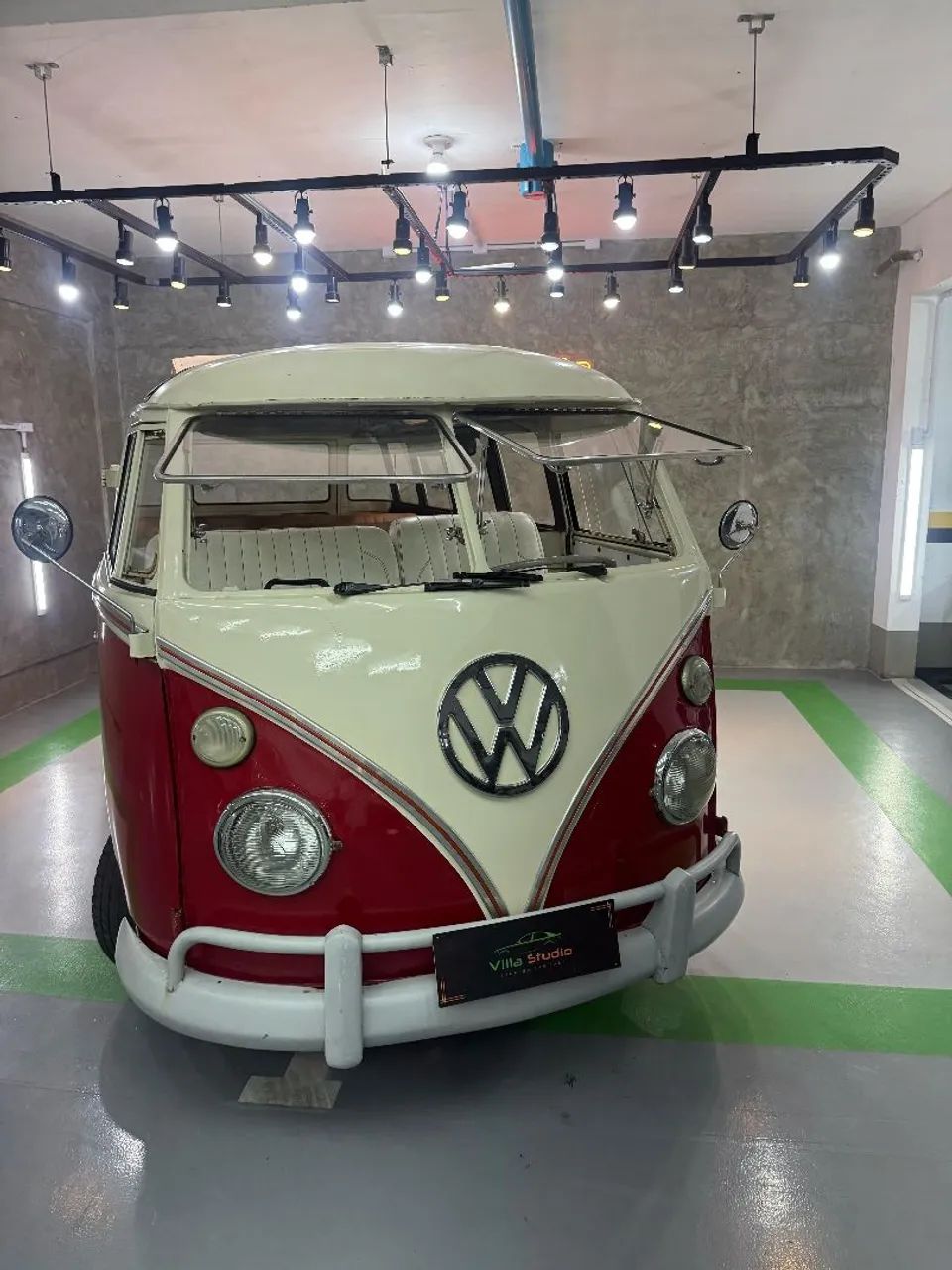 Volkswagen Kombi Lotação 1.6 MPI 1974
