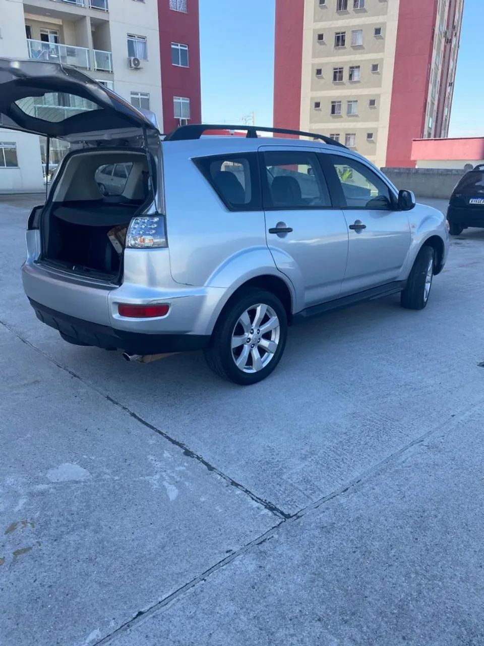 Mitsubishi Outlander OUTLANDER 2.0 16V 160cv Aut. 2012