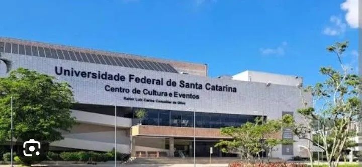 ? ALUGA-SE 1 QUARTO - PRÓXIMO À UFSC