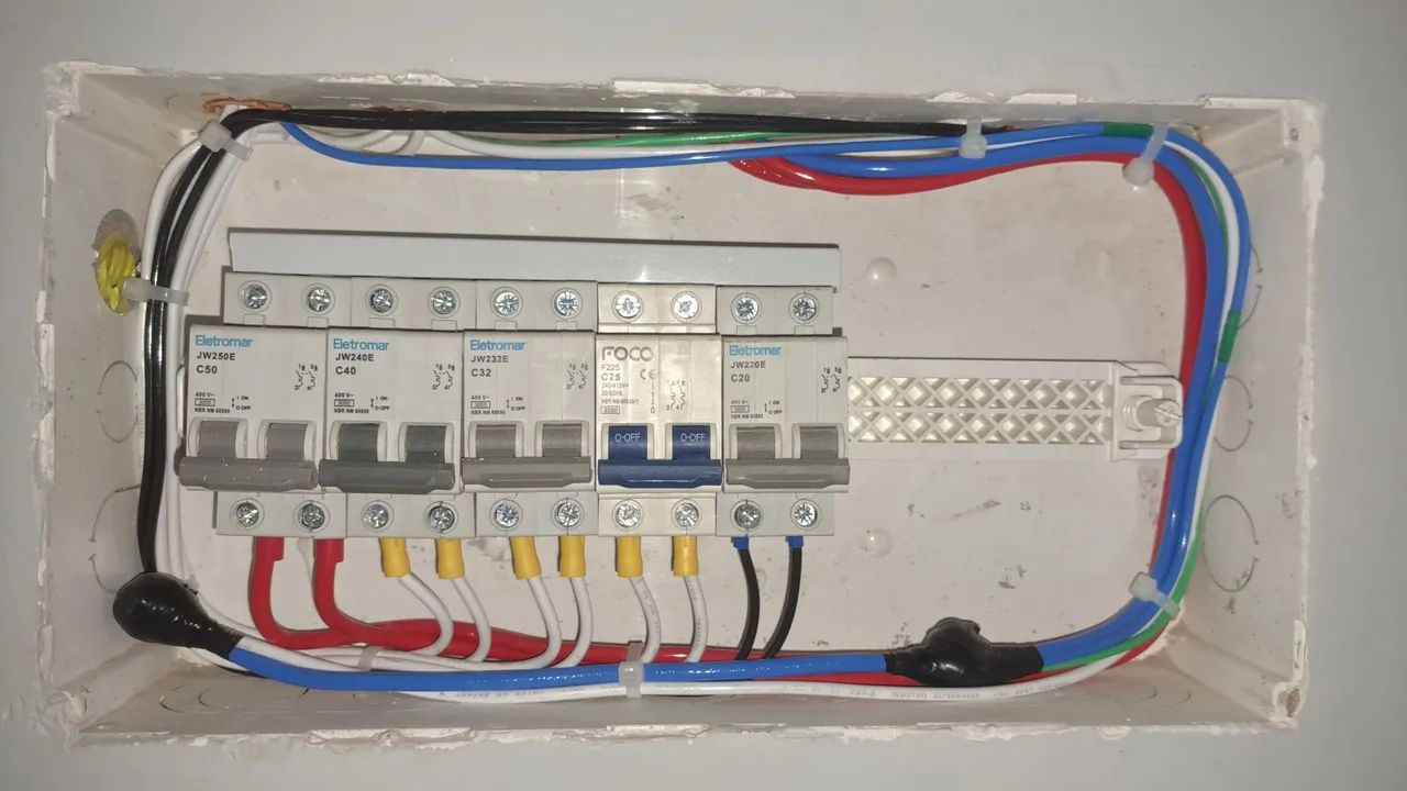 Eletricista Residencial  - Foto 5