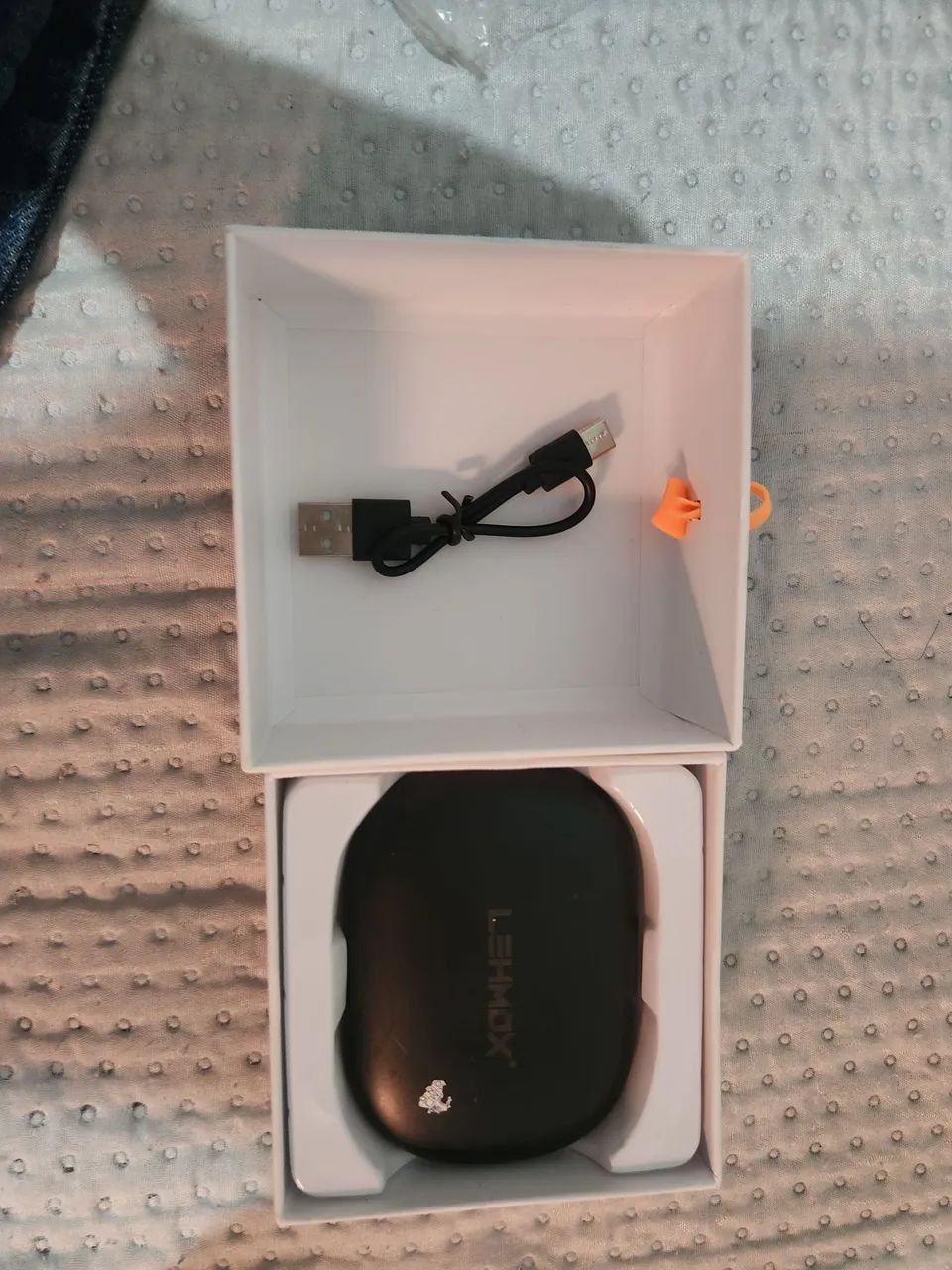 Fone de ouvido sem fio,com carregador e caixa original  - Foto 4
