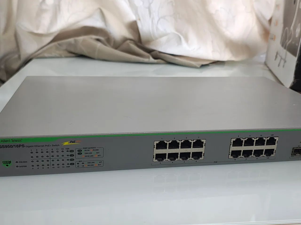 Switch Gigabit PoE+ 16 Portas Allied Telesis AT-GS950/16PS + 2 SFP - Foto 6