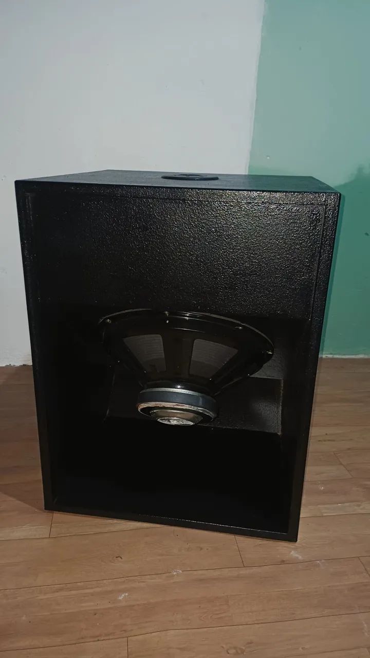 Vendo Caixa Ev de 15 De 600w  - Foto 2