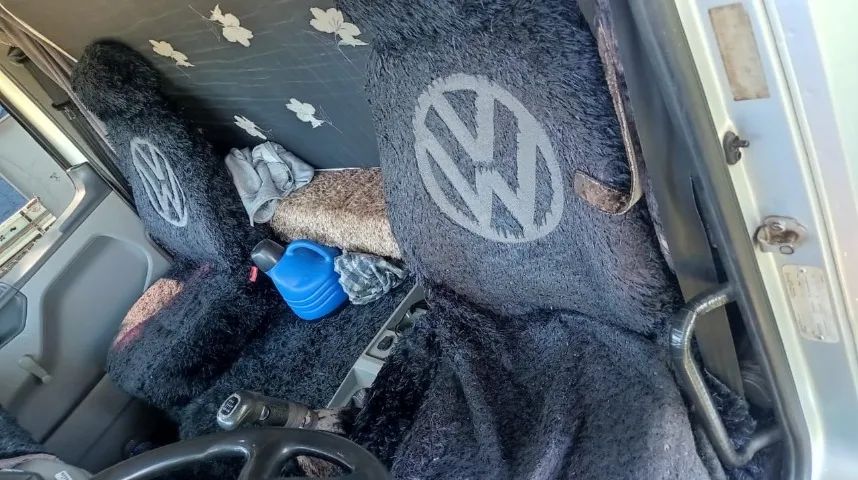 Vw constellation 24250 6x2 ano 2010 - Foto 4