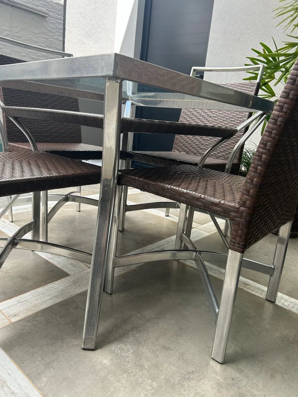 Conjunto de mesa externa com cadeiras