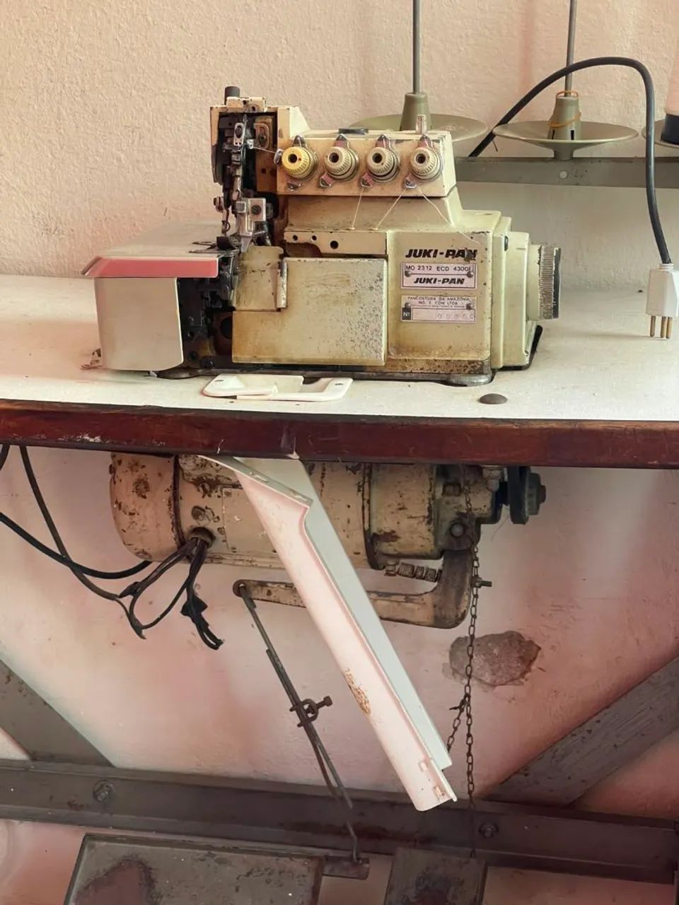 Máquina de costura 