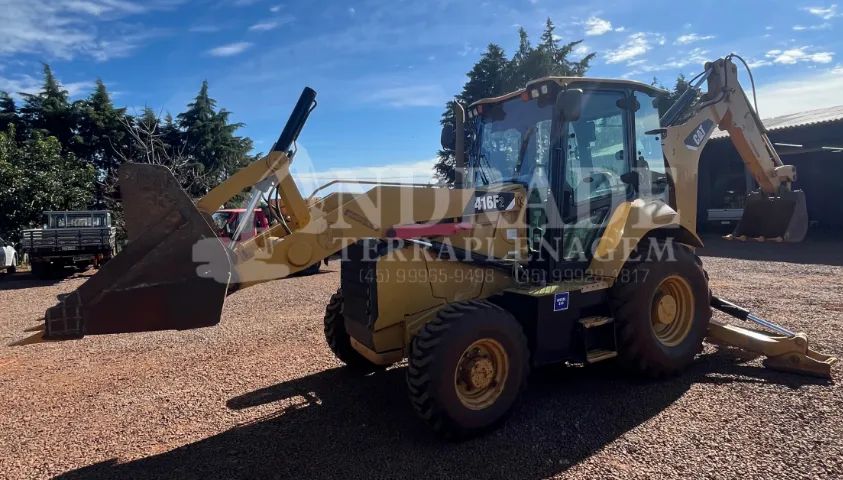Retroescavadeira Caterpillar 416F2 - Foto 3